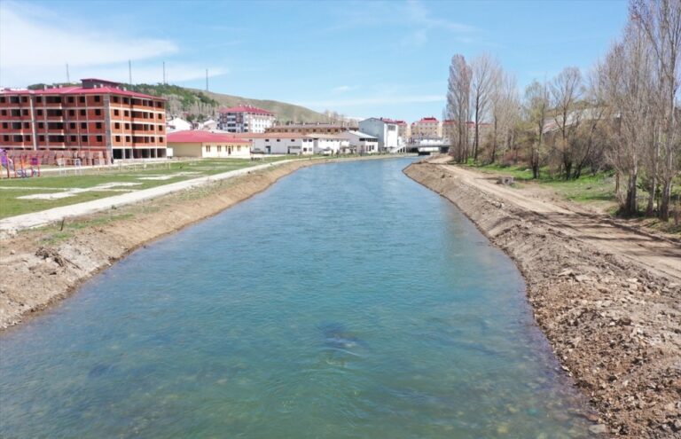 turkiyenin_en_uzun_nehri_kizilirmak_dogdugu_topraklara_deger_katacak_h26197